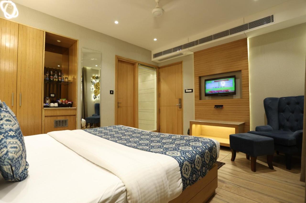 Jrd Luxury-Business Hotel Νέο Δελχί Εξωτερικό φωτογραφία